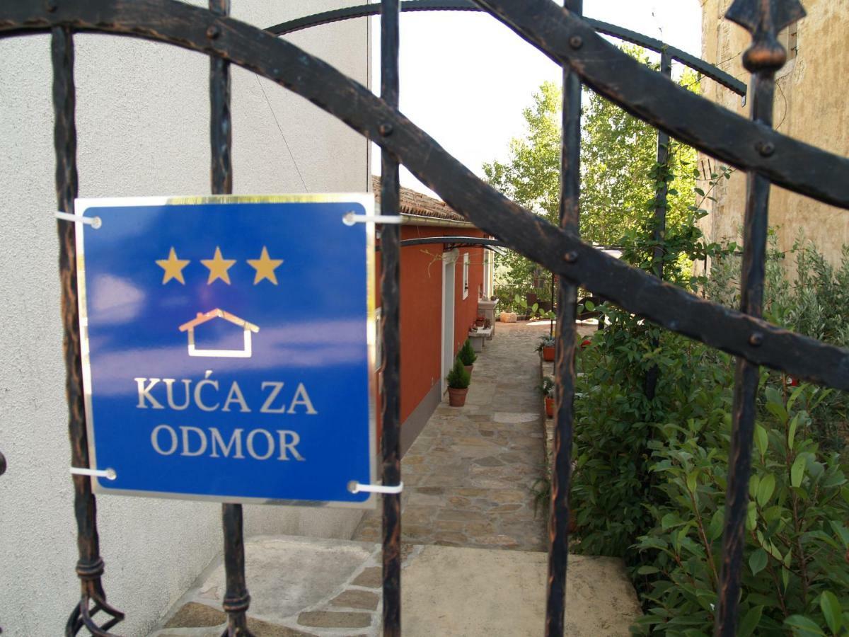 Вилла Provvidenza Мотовун Экстерьер фото
